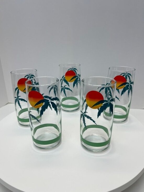 Anchor Hocking Other - Vintage Tropical Palm Tree Sunset Tall Tumblers Set of 5